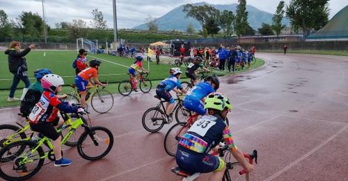 I° Trofeo Bike School Napoli: sabato 7 maggio si è tenuta al Centro Sportivo Cercola la prima prova regionale su pista.